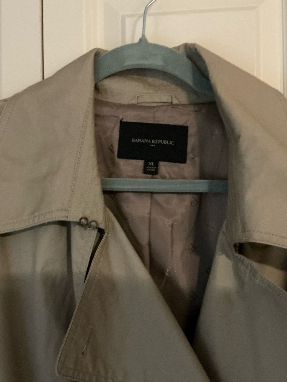 Banana Republic Light Tan Trench Coat